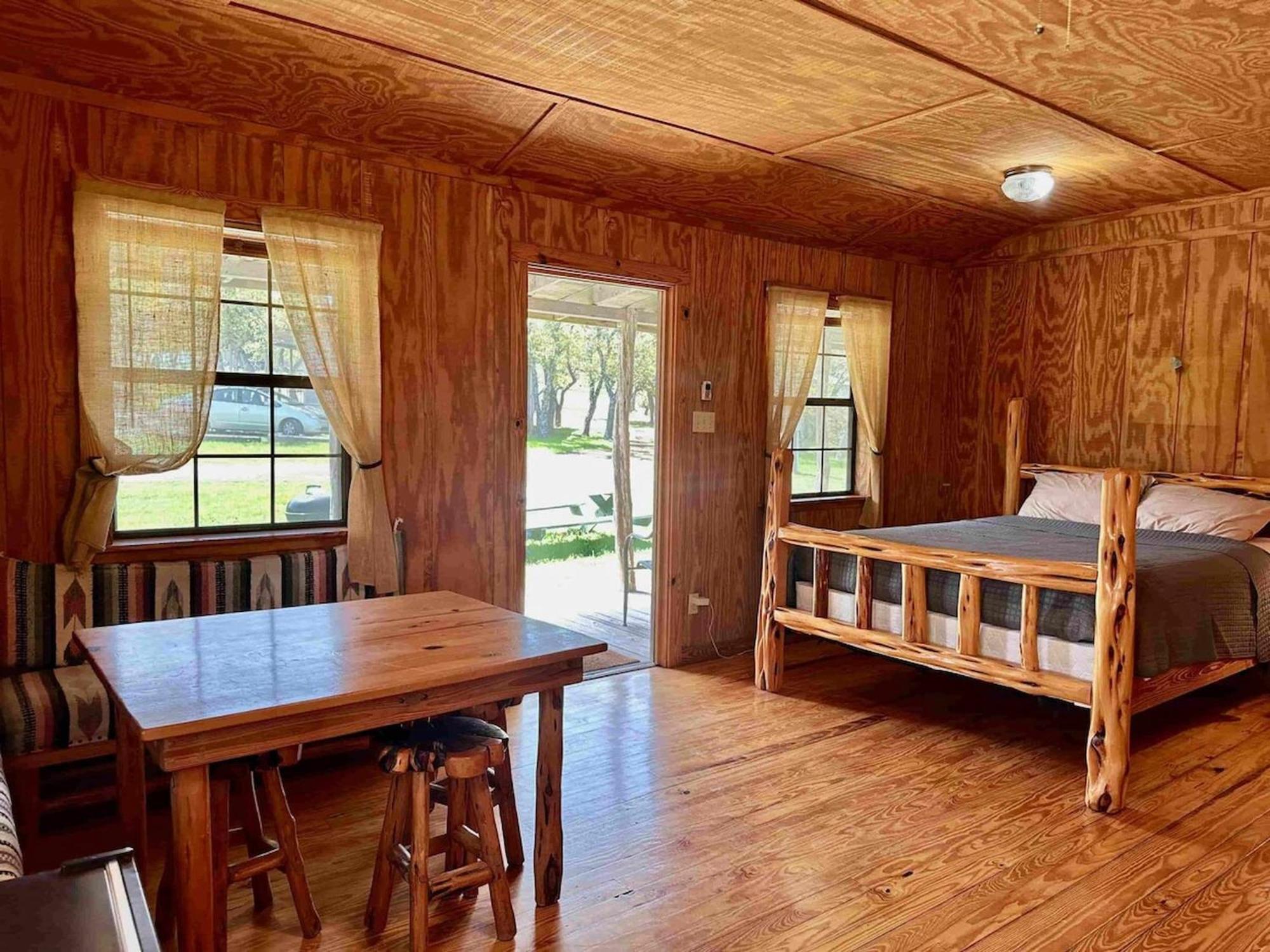 Crc Ranch Retreat 호텔 반데라 객실 사진