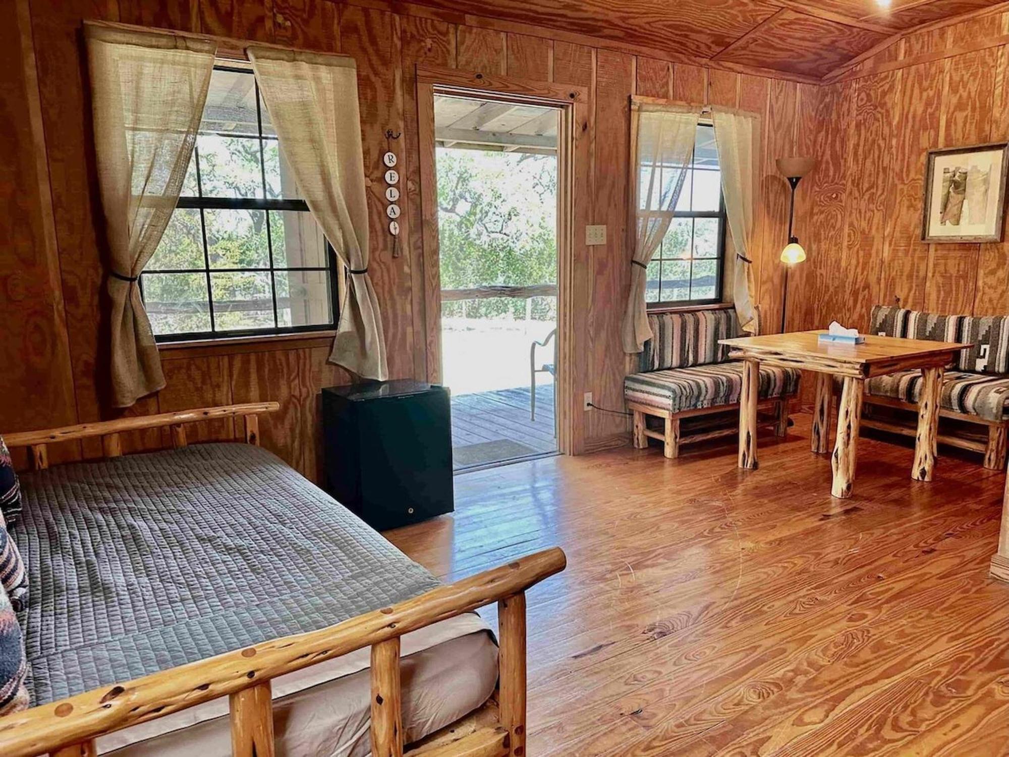 Crc Ranch Retreat 호텔 반데라 외부 사진