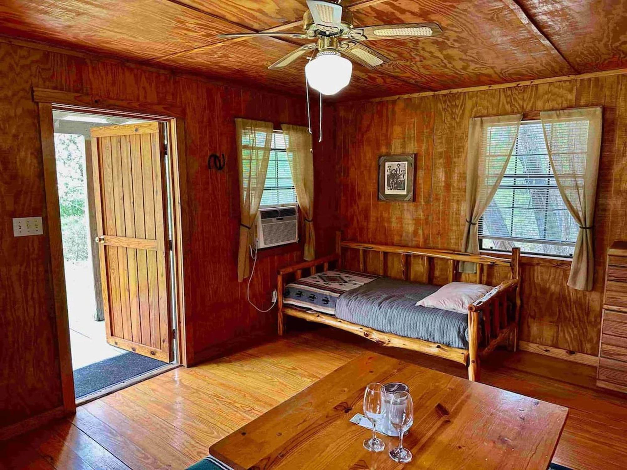 Crc Ranch Retreat 호텔 반데라 객실 사진